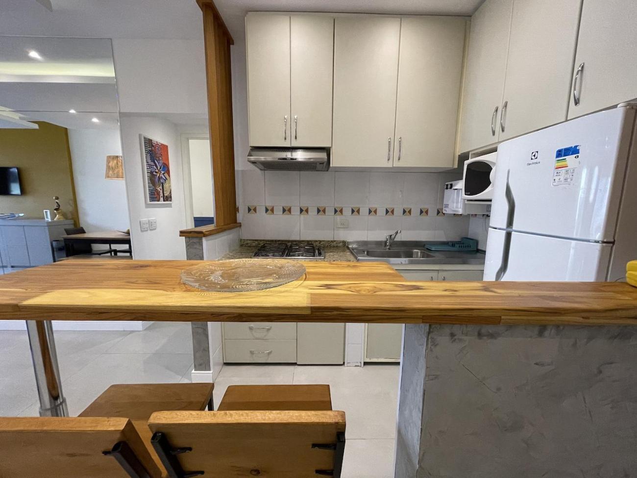 Apartamento Encantador Com Piscina - Besthostrio リオデジャネイロ エクステリア 写真