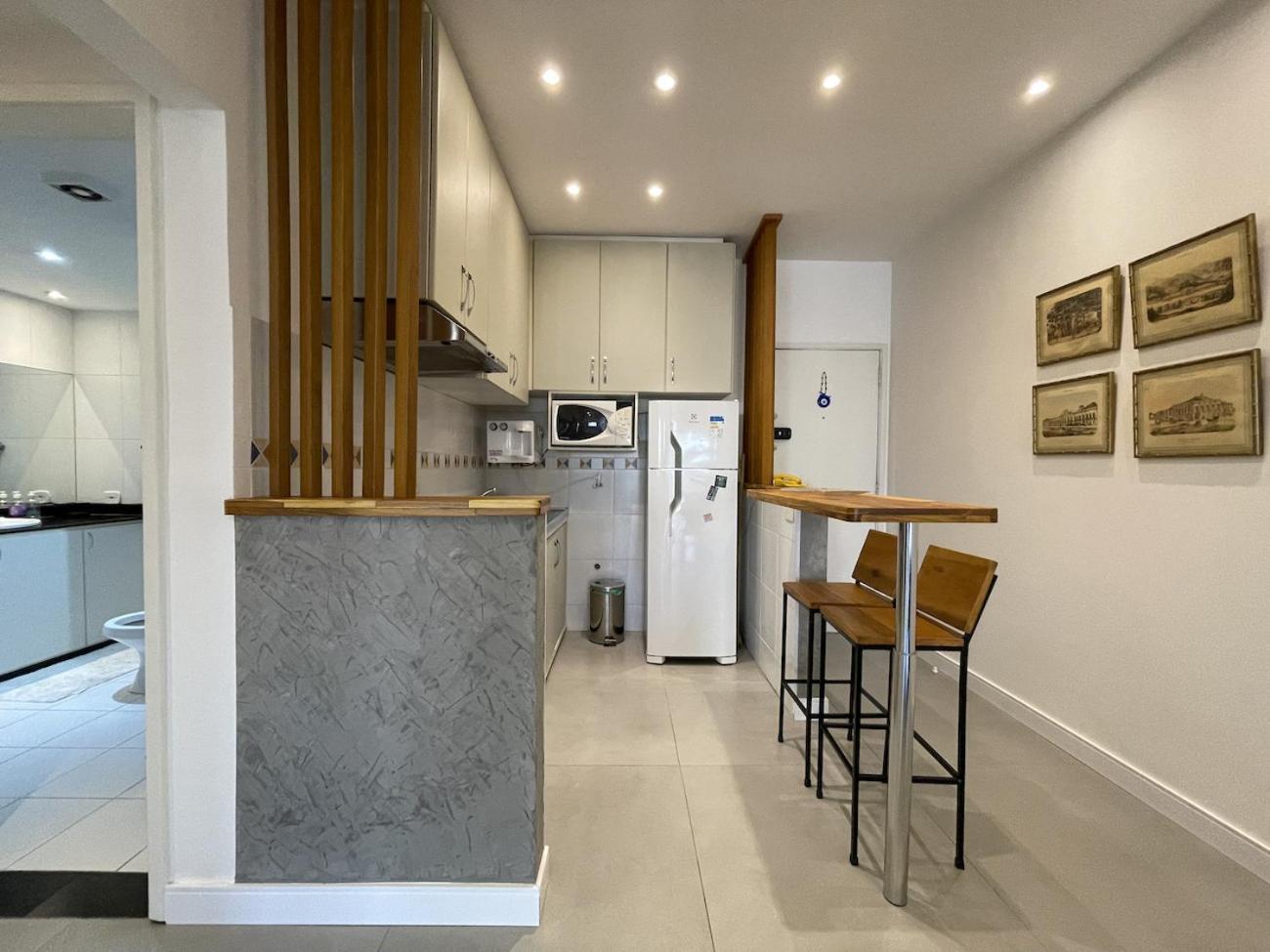 Apartamento Encantador Com Piscina - Besthostrio リオデジャネイロ エクステリア 写真