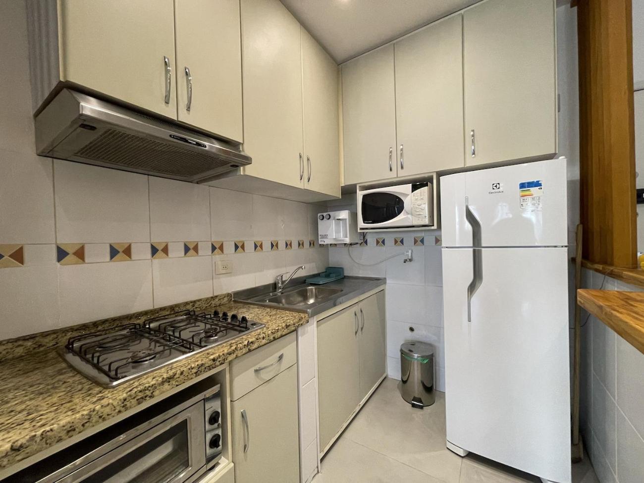 Apartamento Encantador Com Piscina - Besthostrio リオデジャネイロ エクステリア 写真